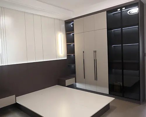 लकड़ी की अलमारी को कैसे साफ़ करें
